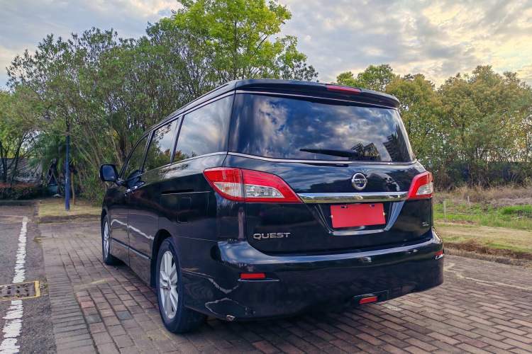Used Nissan Quest 2015 3.5L SL Exterior 3