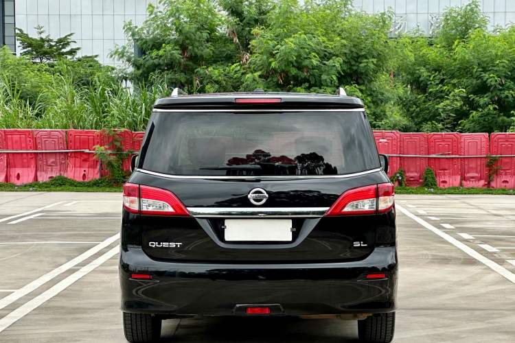 Used Nissan Quest 2015 3.5L SL Exterior 4