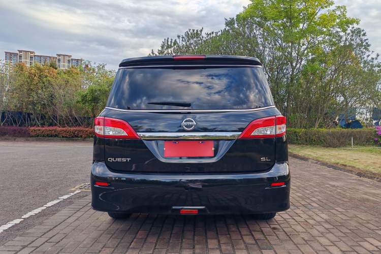 Used Nissan Quest 2015 3.5L SL Exterior 4