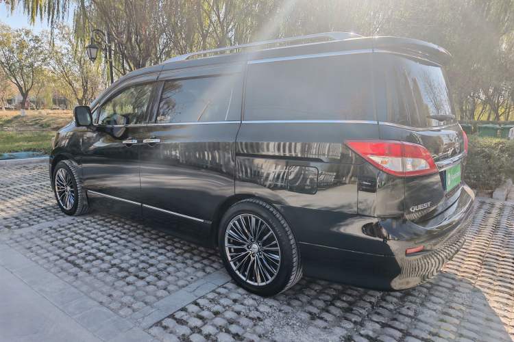 Used Nissan Quest 2015 3.5L SL Exterior 6