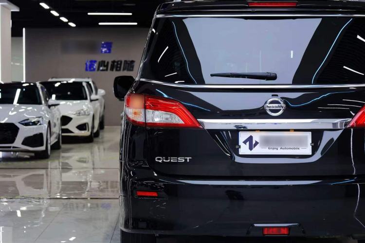 Used Nissan Quest 2015 3.5L SL Exterior 6