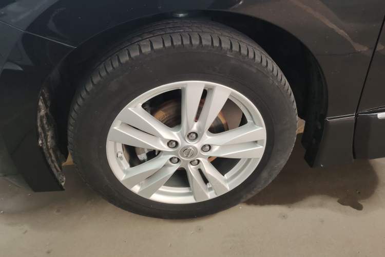 Used Nissan Quest 2015 3.5L SL Exterior 7