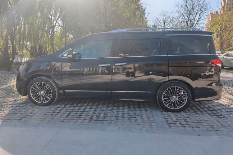 Used Nissan Quest 2015 3.5L SL Exterior 7