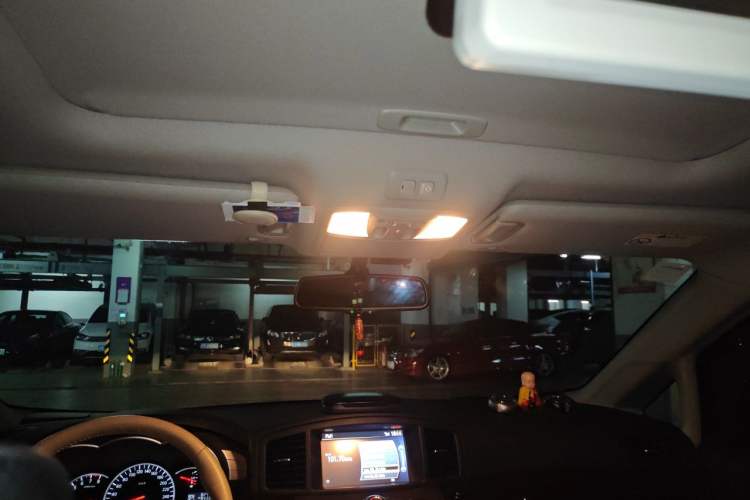 Used Nissan Quest 2015 3.5L SL Headliner