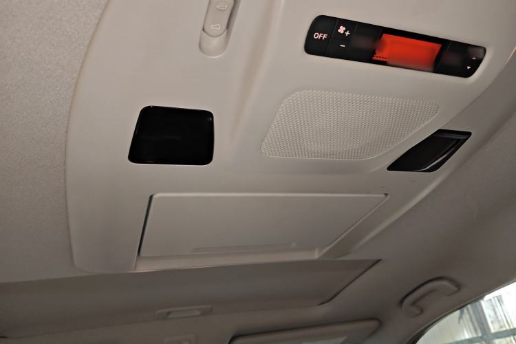 Used Nissan Quest 2015 3.5L SL Headliner