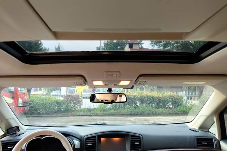 Used Nissan Quest 2015 3.5L SL Headliner
