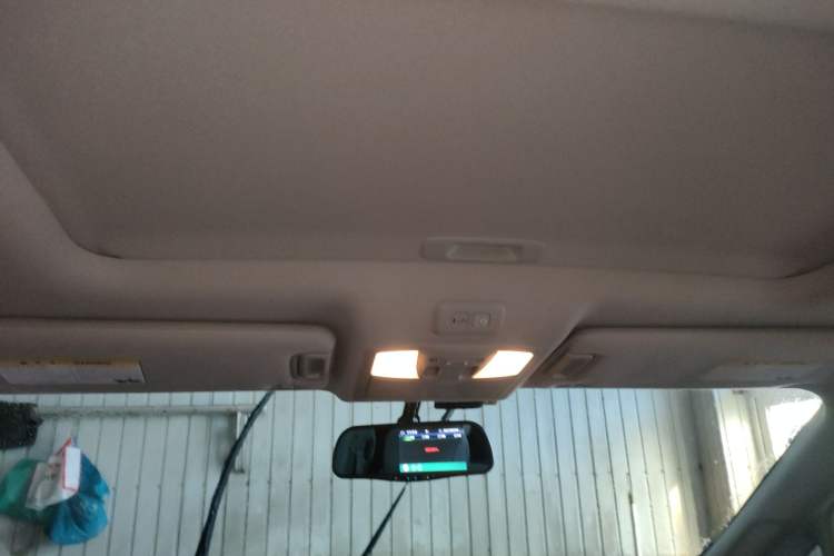 Used Nissan Quest 2015 3.5L SL Headliner