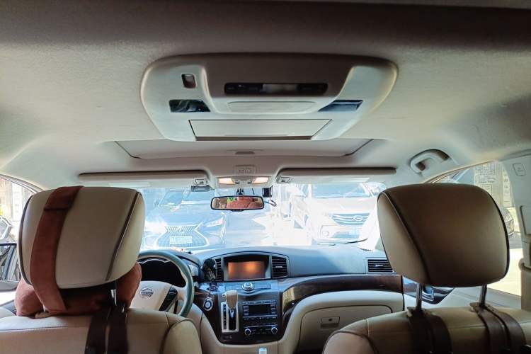 Used Nissan Quest 2015 3.5L SL Headliner