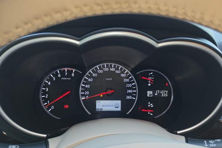 Used Nissan Quest 2015 3.5L SL Instrument Cluster
