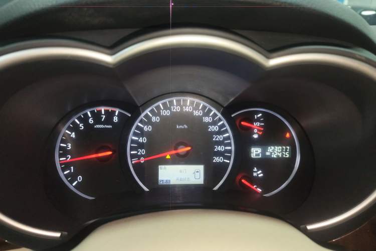 Used Nissan Quest 2015 3.5L SL Instrument Cluster