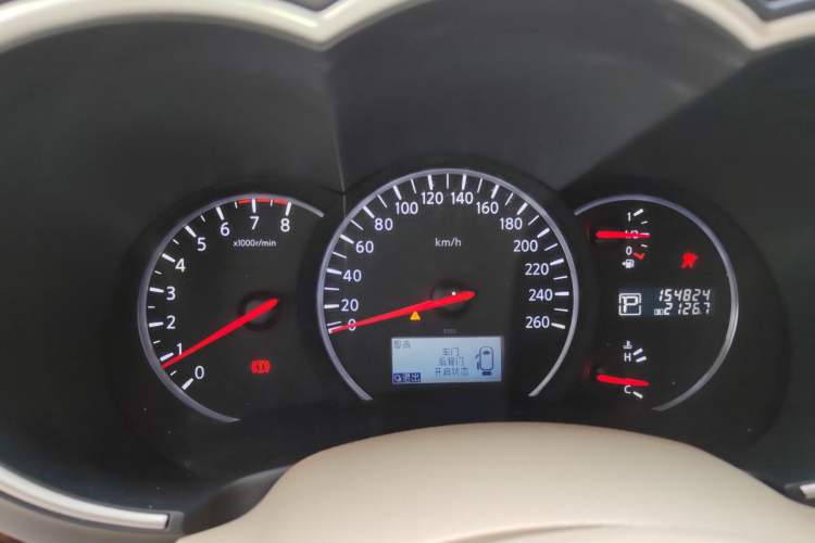 Used Nissan Quest 2015 3.5L SL Instrument Cluster