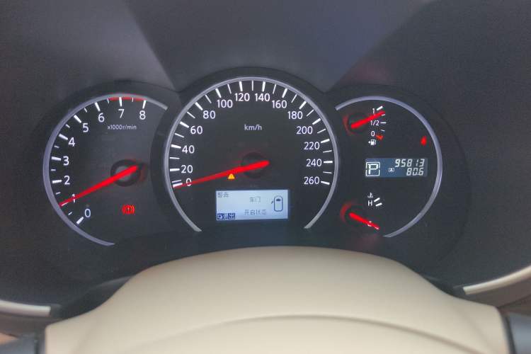 Used Nissan Quest 2015 3.5L SL Instrument Cluster