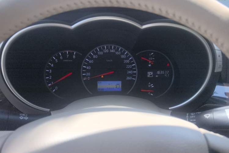 Used Nissan Quest 2015 3.5L SL Instrument Cluster