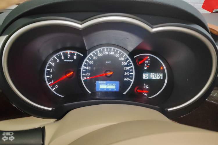 Used Nissan Quest 2015 3.5L SL Instrument Cluster