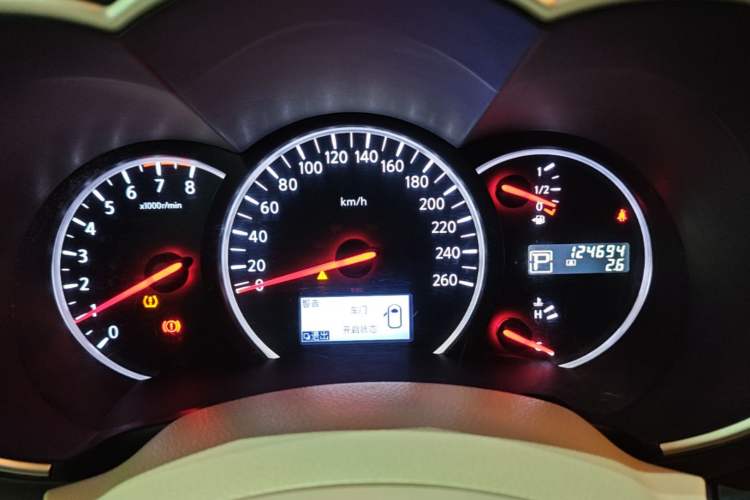 Used Nissan Quest 2015 3.5L SL Instrument Cluster
