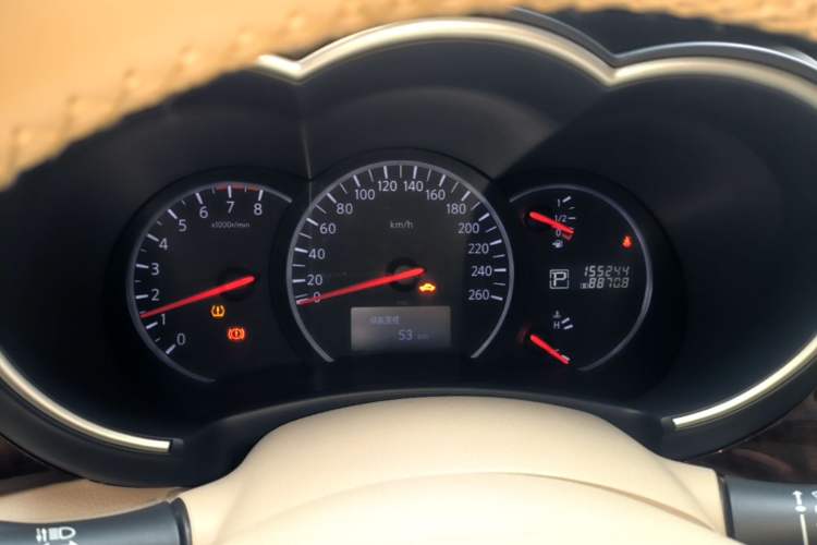 Used Nissan Quest 2015 3.5L SL Instrument Cluster