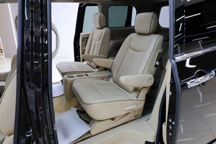 Used Nissan Quest 2015 3.5L SL Interior 12
