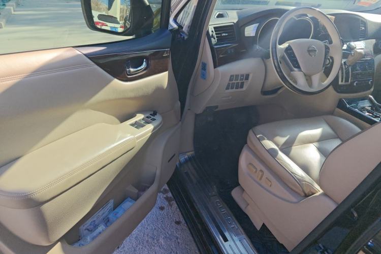 Used Nissan Quest 2015 3.5L SL Interior 2