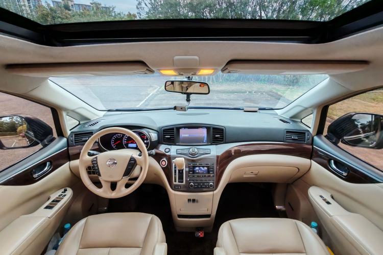Used Nissan Quest 2015 3.5L SL Interior 2