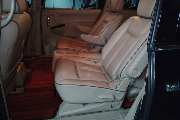 Used Nissan Quest 2015 3.5L SL Left Rear Seat