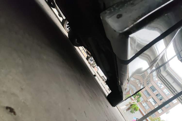 Used Nissan Quest 2015 3.5L SL Left Side Sill