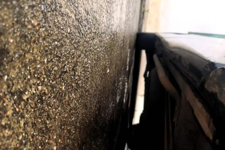 Used Nissan Quest 2015 3.5L SL Right Side Sill