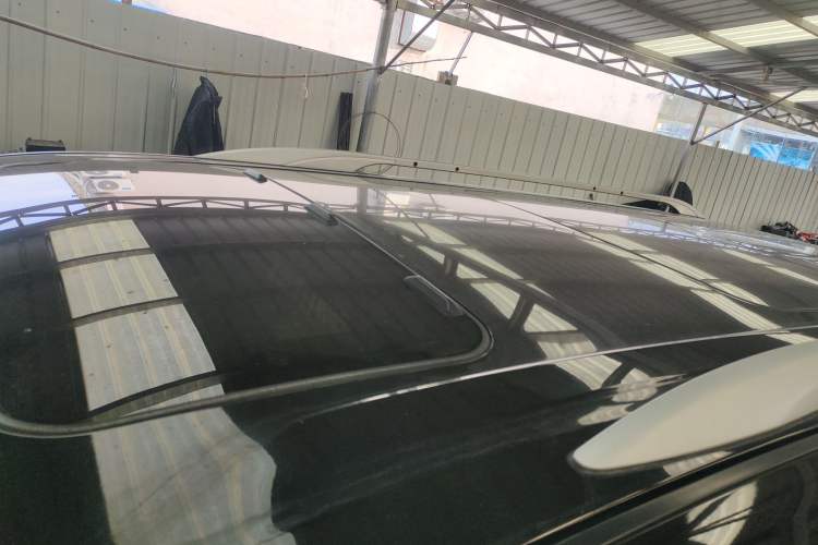 Used Nissan Quest 2015 3.5L SL Roof