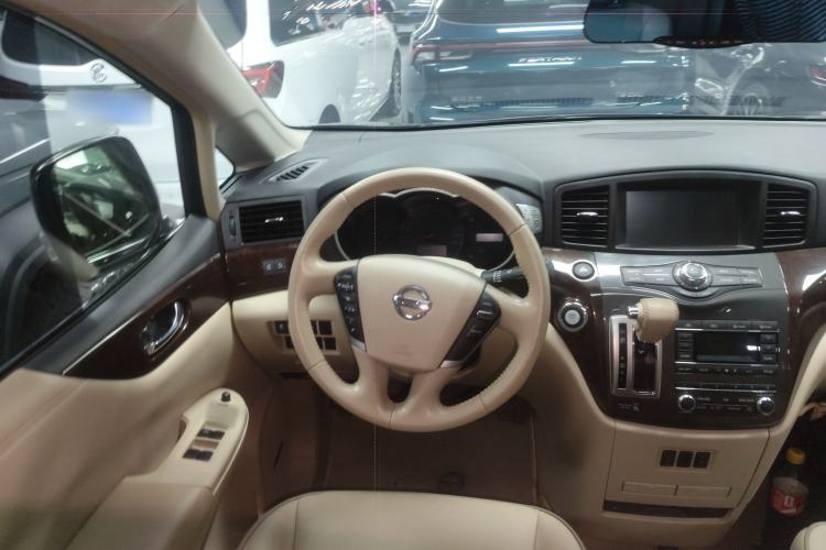 Used Nissan Quest 2015 3.5L SL Steering Wheel