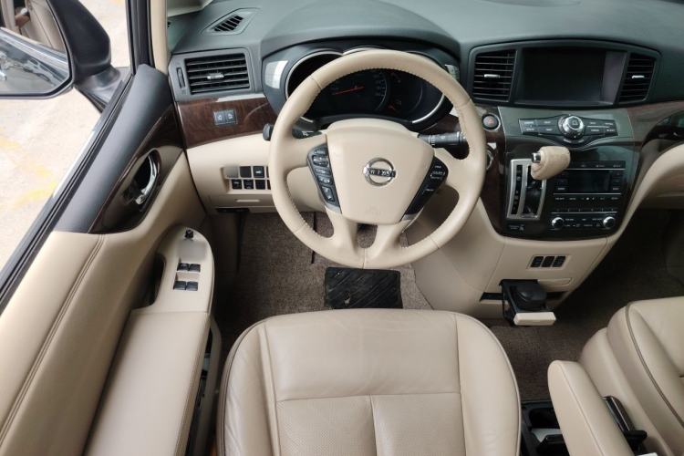 Used Nissan Quest 2015 3.5L SL Steering Wheel