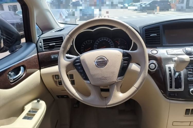 Used Nissan Quest 2015 3.5L SL Steering Wheel