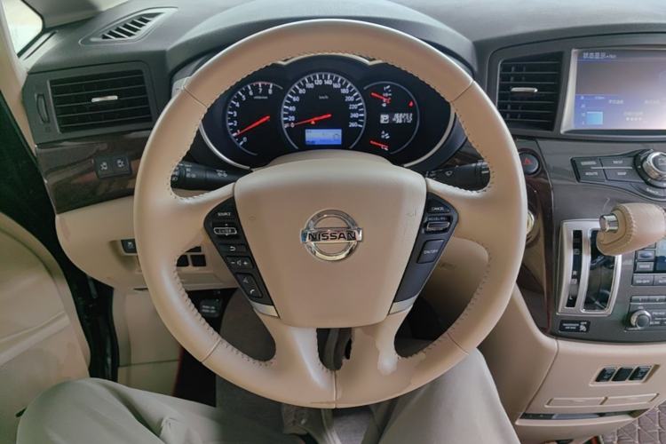 Used Nissan Quest 2015 3.5L SL Steering Wheel