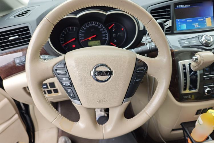 Used Nissan Quest 2015 3.5L SL Steering Wheel
