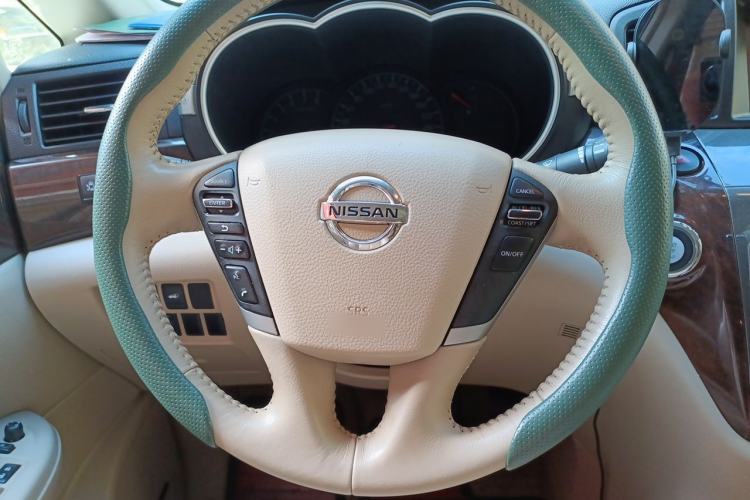 Used Nissan Quest 2015 3.5L SL Steering Wheel