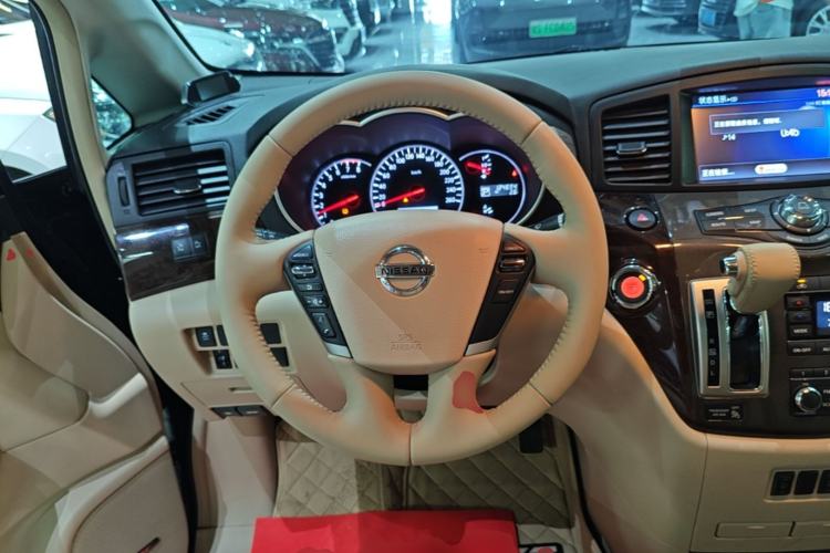 Used Nissan Quest 2015 3.5L SL Steering Wheel