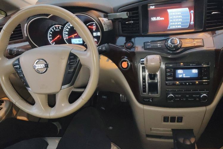Used Nissan Quest 2015 3.5L SL Steering Wheel