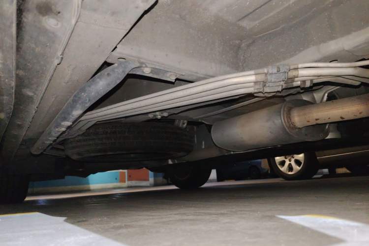 Used Nissan Quest 2015 3.5L SL Chassis Front Right