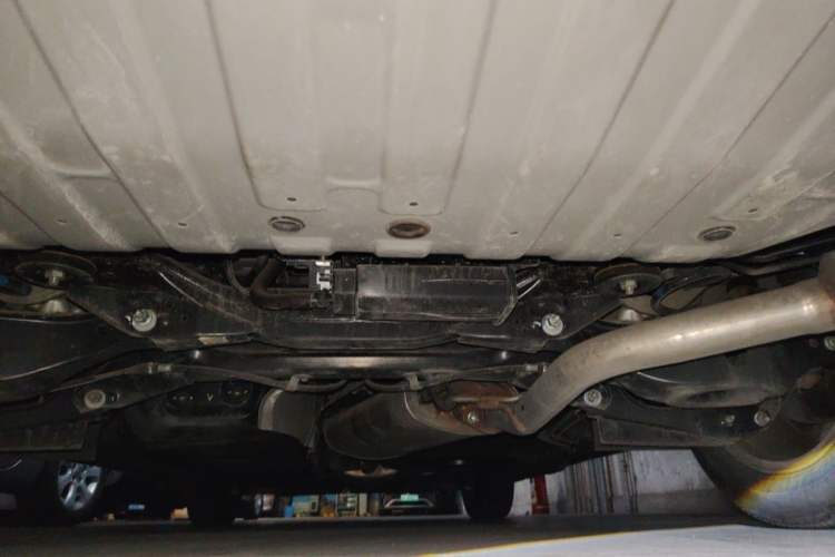 Used Nissan Quest 2015 3.5L SL Chassis Rear