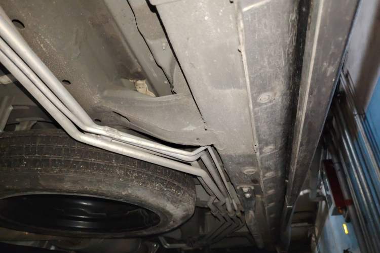 Used Nissan Quest 2015 3.5L SL Chassis Rear Right