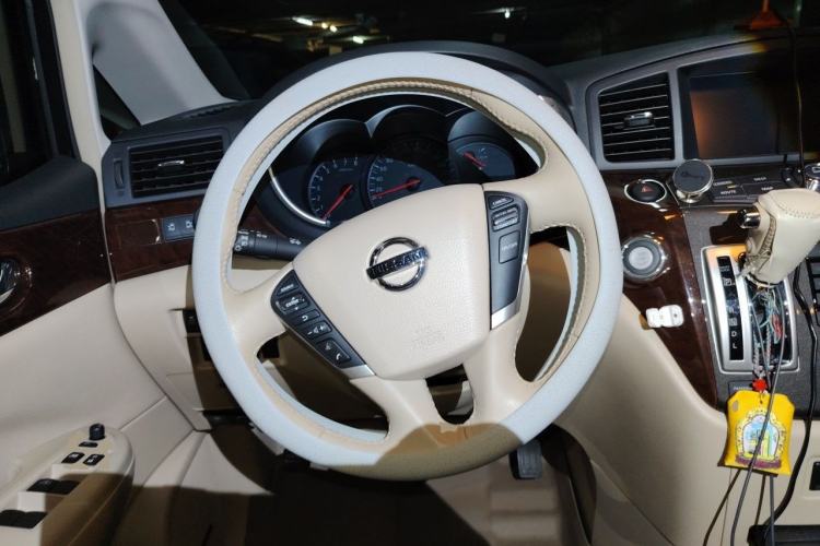 Used Nissan Quest 2015 3.5L SL Steering Wheel