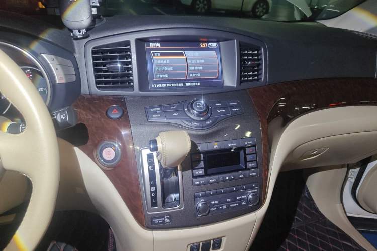 Used Nissan Quest 2015 3.5L SL Audio And AC Panel