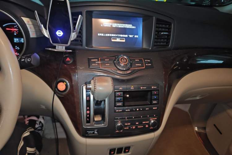 Used Nissan Quest 2015 3.5L SL Audio And AC Panel