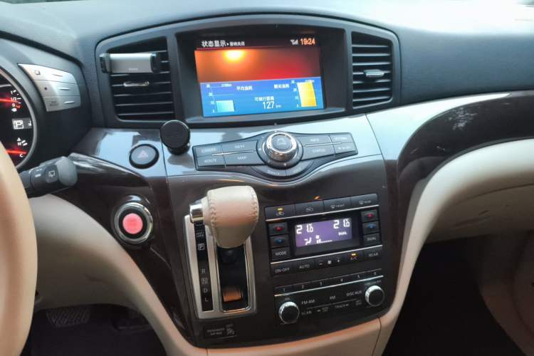 Used Nissan Quest 2015 3.5L SL Audio And AC Panel