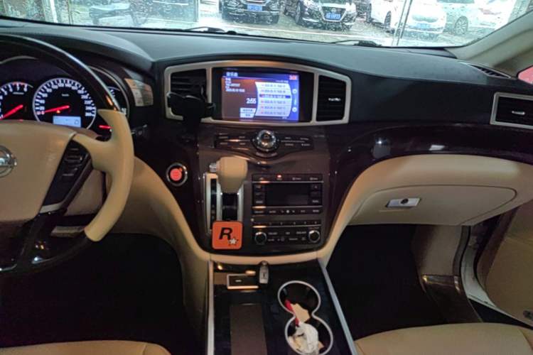 Used Nissan Quest 2015 3.5L SL Audio And AC Panel