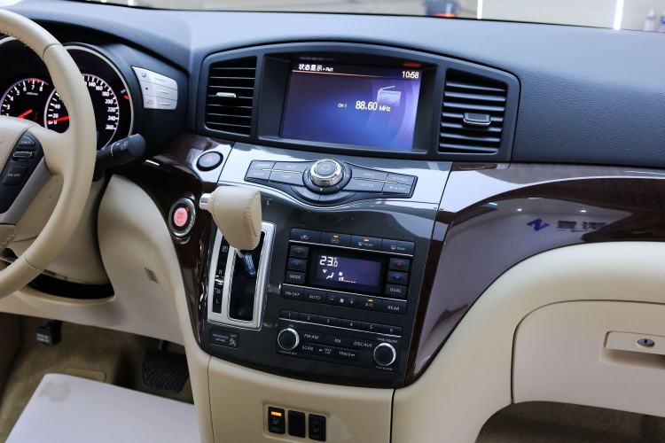 Used Nissan Quest 2015 3.5L SL Audio And AC Panel