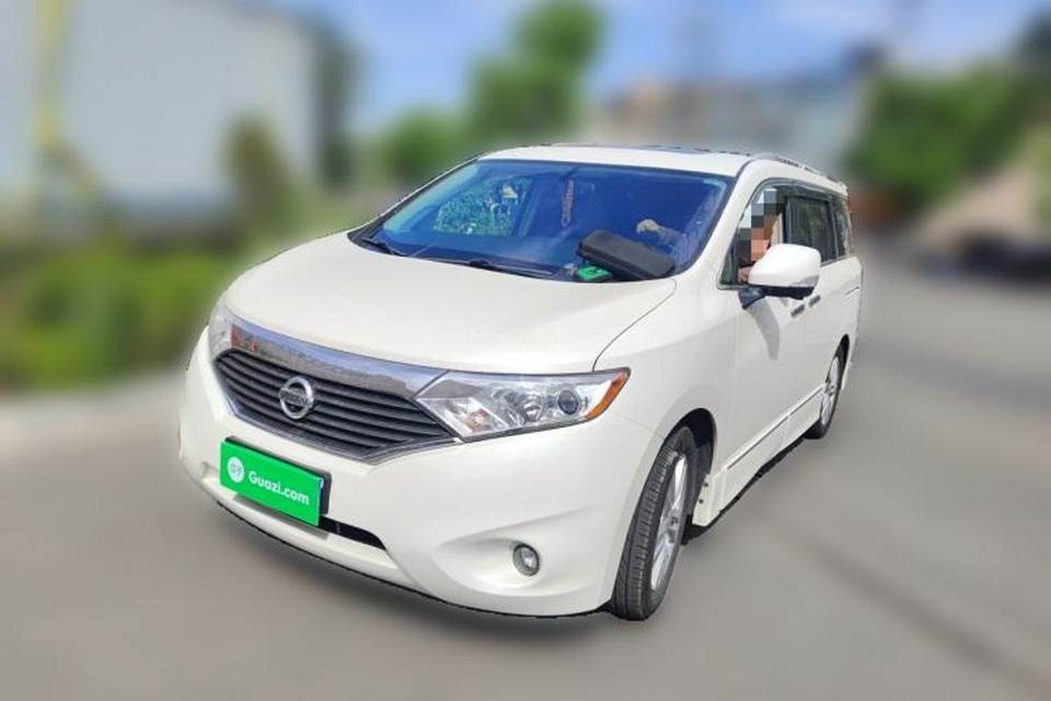 Nissan Quest 2015