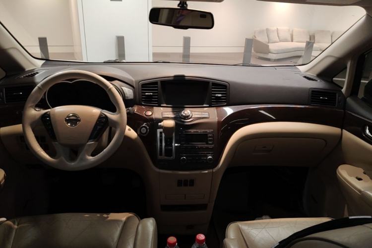 Used Nissan Quest 2015 3.5L SL Center Console