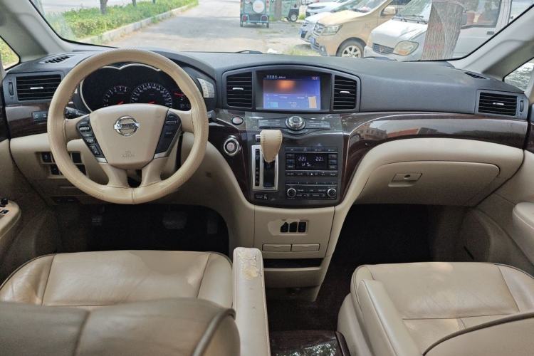 Used Nissan Quest 2015 3.5L SL Center Console