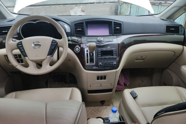 Used Nissan Quest 2015 3.5L SL Center Console