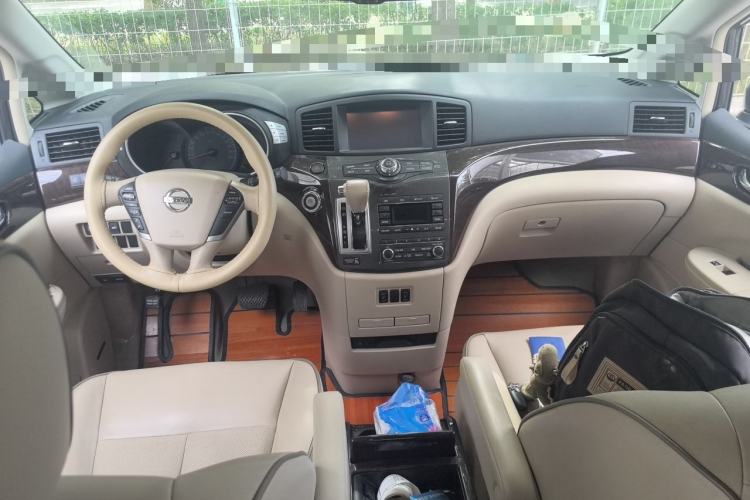 Used Nissan Quest 2015 3.5L SL Center Console