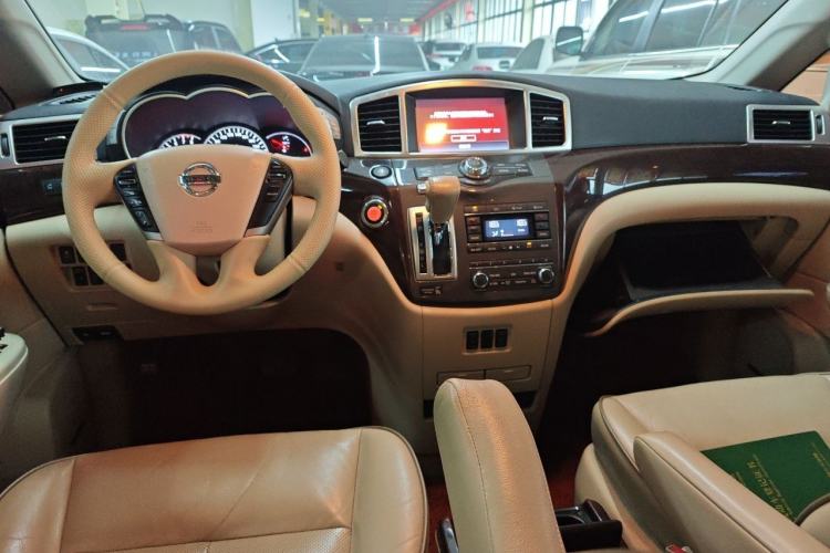 Used Nissan Quest 2015 3.5L SL Center Console